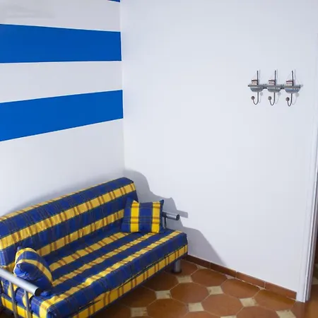 Apartment Sailor's *